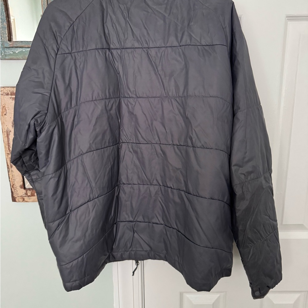 The North Face Men's Dark Gray Packable Puffer Jacket